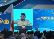 Presiden Prabowo Subianto Beri Penghargaan Bintang Mahaputera kepada Kapolri