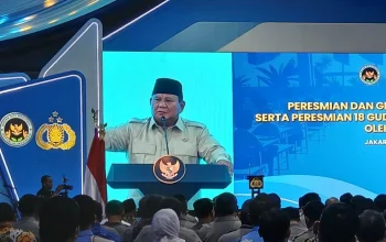 Presiden Prabowo Subianto Beri Penghargaan Bintang Mahaputera kepada Kapolri