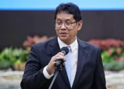 Purbaya Yudhi Sadewa: Antara Pujian dan Kritik terhadap Pertumbuhan Ekonomi Indonesia