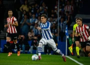 Real Sociedad Dalam Sorotan: Pertarungan Sengit Valencia dan Minat Aston Villa Terhadap Ander Barrenetxea