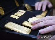 Reformasi Nasional dan Harga Emas: Dua Sisi Berita 20 Mei
