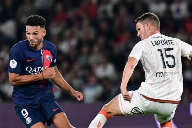 Renato Marin Buktikan Kesiapan di Ligue 1: Debut Imbang 2-2 PSG vs Lorient