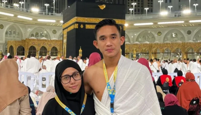 Rizki Ridho Haji: Mengganti Ayah di Tanah Suci Bersama Ibu, Momen Subuh Hingga Syuruq yang Mengharukan