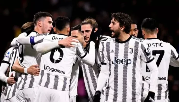 Roma dan Napoli Raih Kemenangan, Juventus Terpuruk