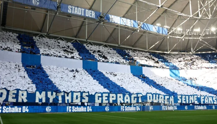 Schalke 04 Bangkit dari Krisis: Strategi Baru, Transfer Ambisius, dan Harapan Fans