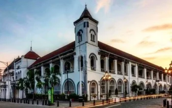Semarang, Kota yang Menawarkan Pengalaman Kuliner dan Pendidikan Berkualitas