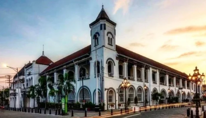Semarang, Kota yang Menawarkan Pengalaman Kuliner dan Pendidikan Berkualitas