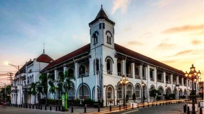 Semarang, Kota yang Menawarkan Pengalaman Kuliner dan Pendidikan Berkualitas