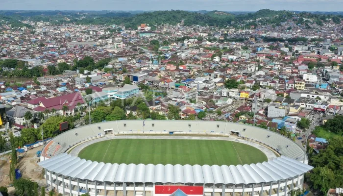 Stadion Segiri Samarinda: Pusat Sepak Bola di Kalimantan