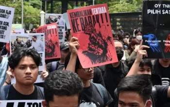 The Brandals Tutup May Day Gebrak di DPR: Kontroversi Penangkapan 101 Pengunjuk Rasa