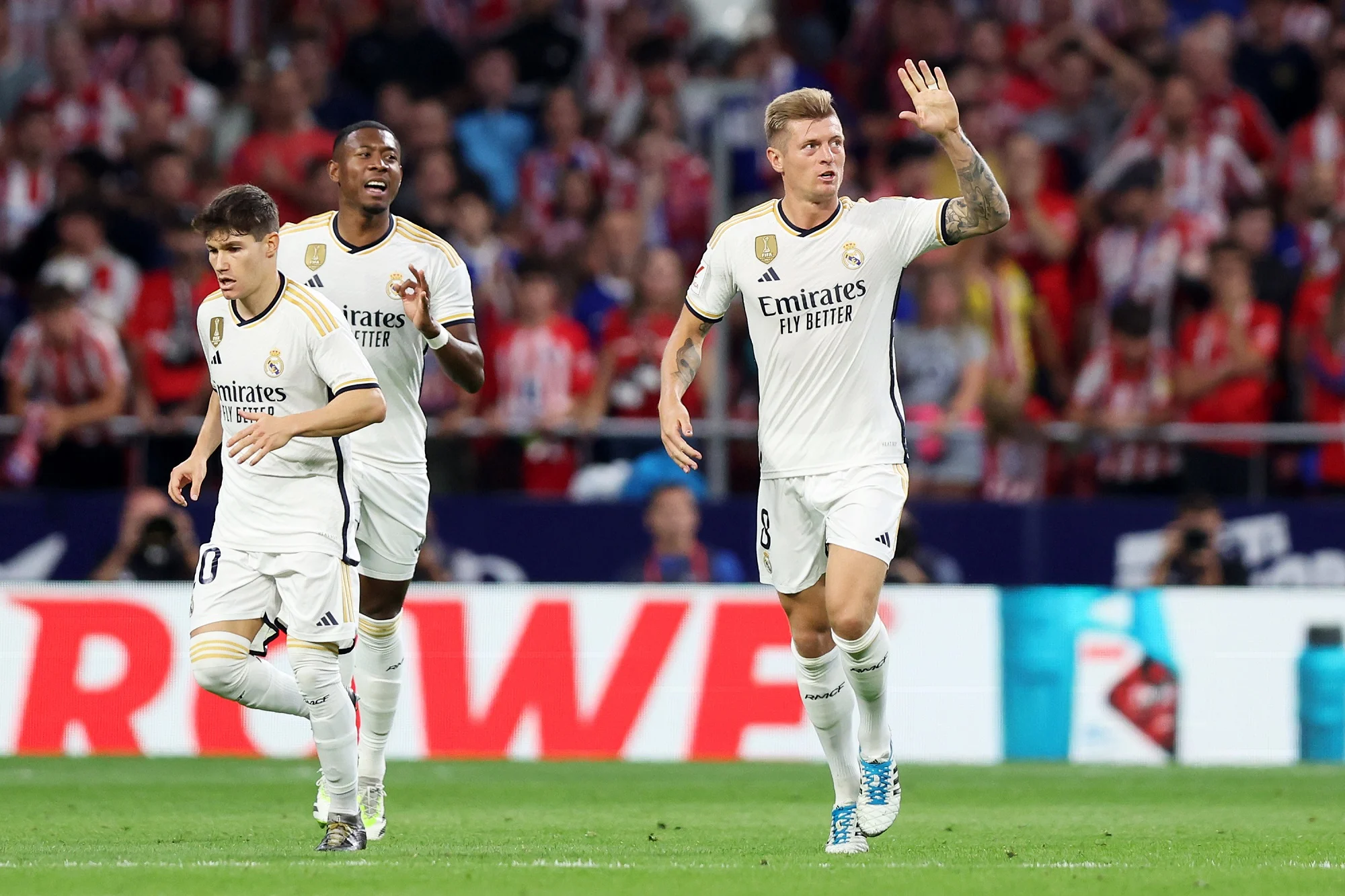 Toni Kroos Soroti Kondisi Real Madrid yang Kacau, Barcelona Siap Rebut Gelar La Liga