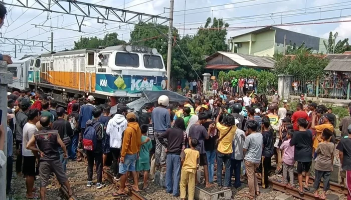 Tragedi Bekasi Timur: Kecelakaan Kereta Api yang Menewaskan 16 Orang