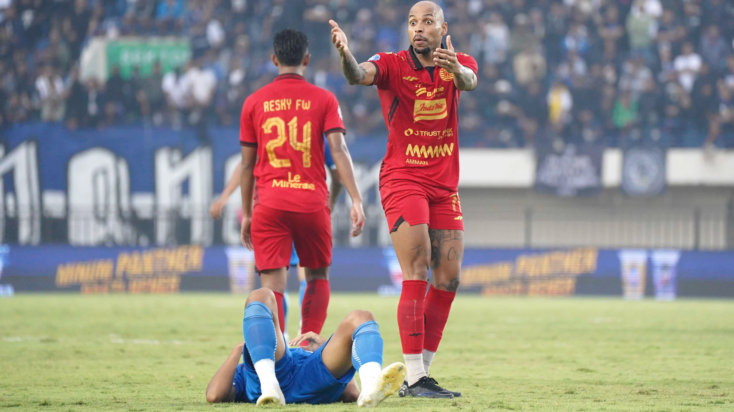 Tragedi di Balik Pertandingan Persija Jakarta vs Persib Bandung