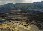Tragedi Jumat di Gunung Bromo dan Berita Lainnya