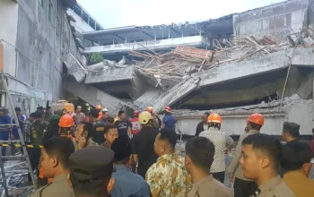 Tragedi KRL Bekasi: Nuryati Selamat Keluar Tapi Nyawa Tak Tertolong, Kisah Mengharukan di Balik Kecelakaan