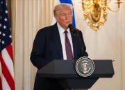Trump Tunda Serangan ke Iran Usai Menerima Usulan Baru dari Teheran