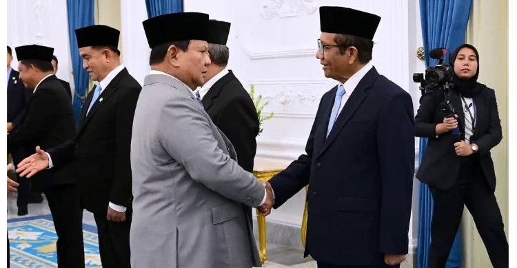 Tugas Komisi Reformasi Polri Selesai, Mahfud MD Serahkan Rekomendasi ke Prabowo