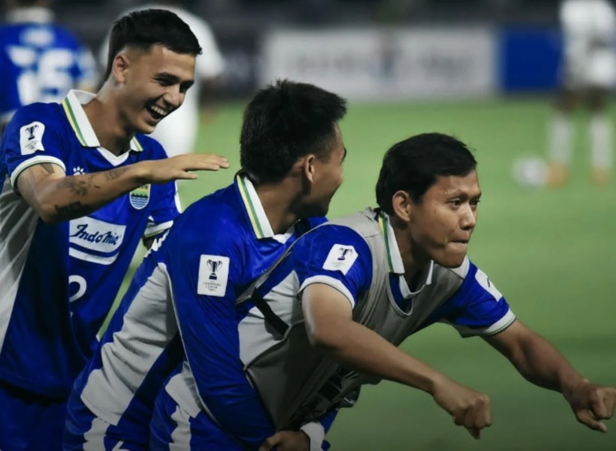 Umuh Muchtar dan Persib Bandung: Antara Kontroversi dan Persiapan
