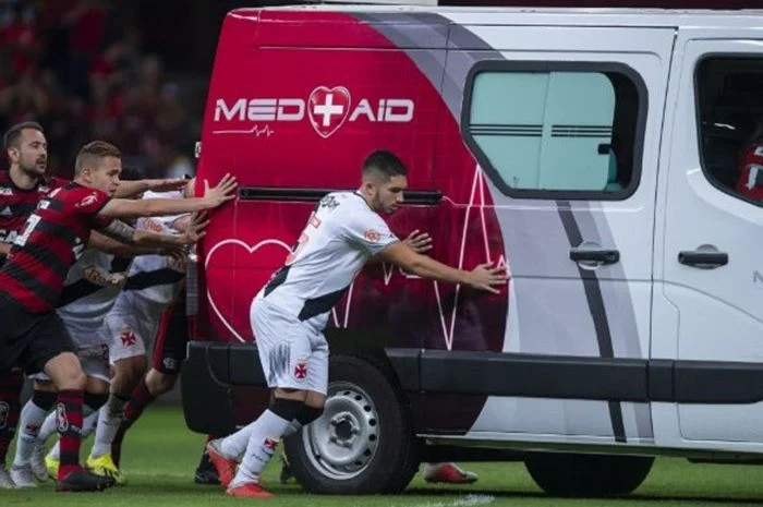 Vasco Gagal Dapatkan Sponsor Utama SportingBet, Fokus pada Derby Melawan Flamengo di Tengah Krisis Finansial