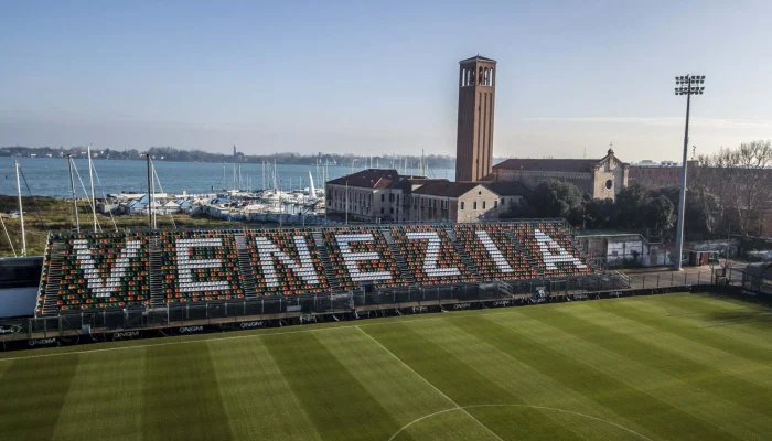 Venezia dan Dunia Sepak Bola: Dari Investasi hingga Pertandingan