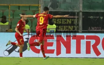 Venezia dan Palermo Berebut Tiket Serie A: Catanzaro dan Monza Siap Bertarung