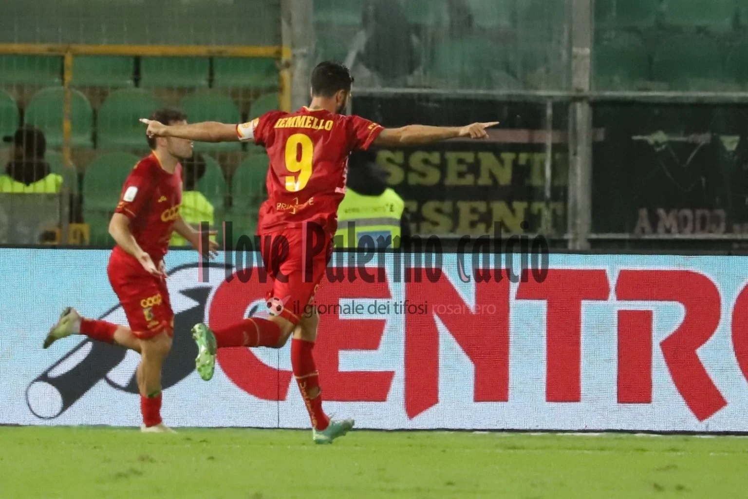 Venezia dan Palermo Berebut Tiket Serie A: Catanzaro dan Monza Siap Bertarung