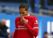 Virgil van Dijk Ungkap Tekanan di Liverpool: Dari Rumor Transfer Hingga Dinamika Tim