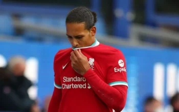 Virgil van Dijk Ungkap Tekanan di Liverpool: Dari Rumor Transfer Hingga Dinamika Tim