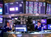 Wall Street Melonjak: S&P 500 dan Nasdaq Cetak Rekor Tertinggi Lagi