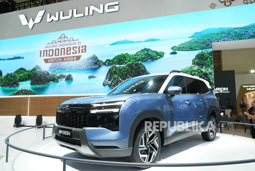 Wuling Motors Perkenalkan SUV 7-Seater Eksion dengan Teknologi Hybrid dan Listrik Murni