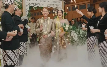Yosika Ayumi, Mantu Soimah yang Memesona dengan Busana Adat Jawa di Acara Ngunduh Mantu
