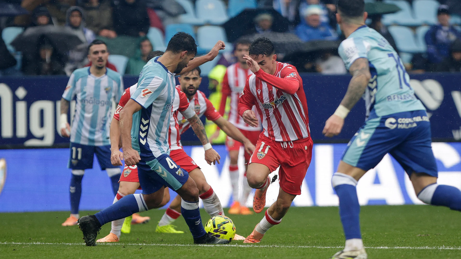 Almería vs Málaga: Persaingan Sengit di Lapangan dan Pasar