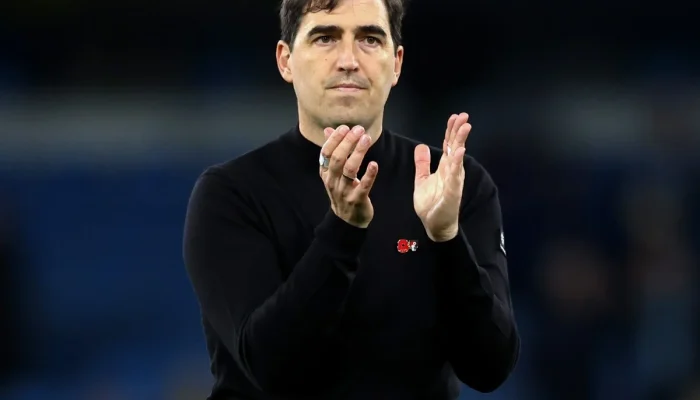 Andoni Iraola Siap Gantikan Arne Slot di Liverpool dengan Sistem Baru