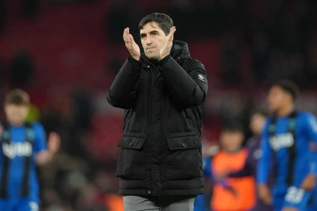 Andoni Iraola Siap Membuat Sejarah Baru di Liverpool