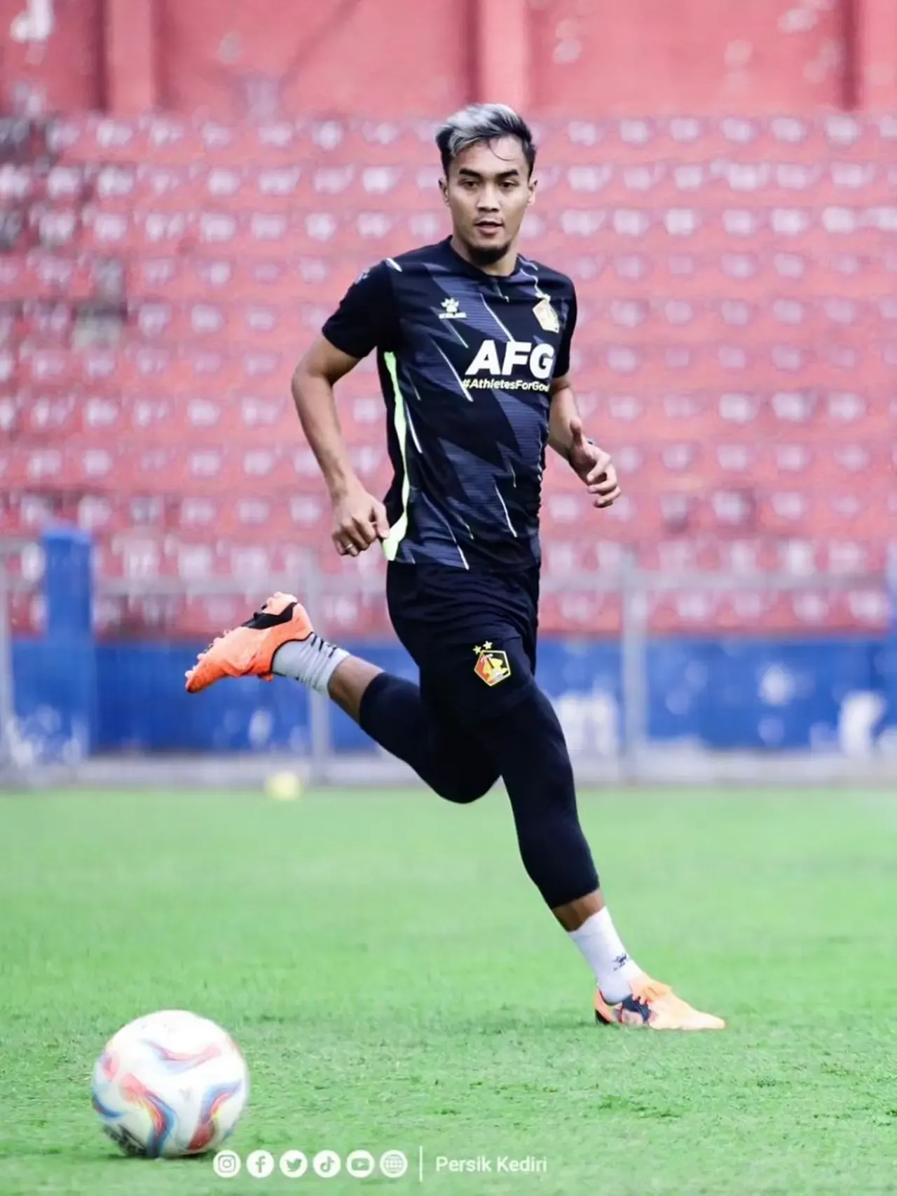 Antonio Nusa Jadi Sorotan, Dari Pemain Sepak Bola hingga Kehidupan Pribadi yang Tidak Biasa