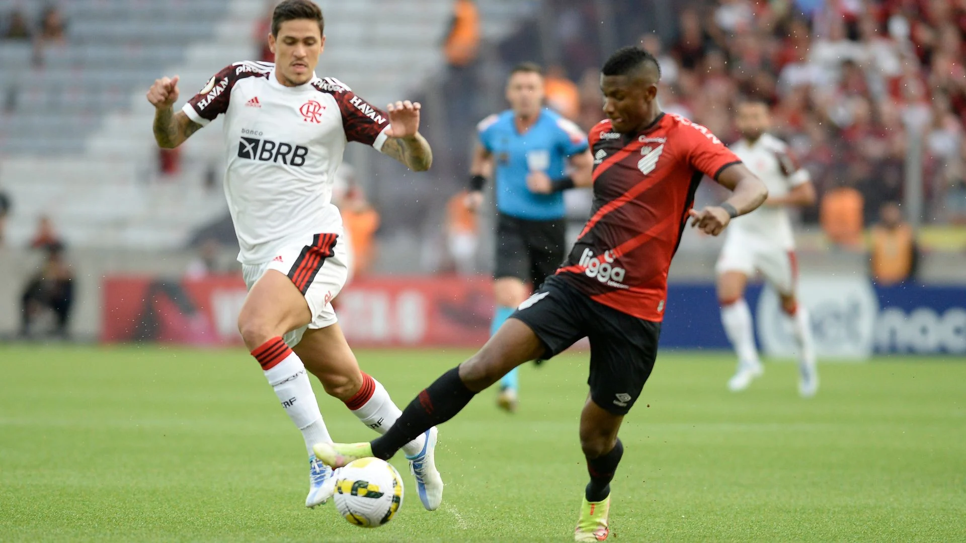 Atlético Paranaense dan Flamengo: Pertarungan Sengit di Dunia Sepak Bola