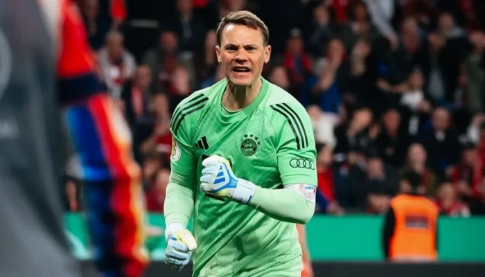 Augsburg Jadi Fokus Perhatian Dunia Sepak Bola: Dari Kiper Jerman Manuel Neuer Hingga Pertandingan Pramusim Leeds United