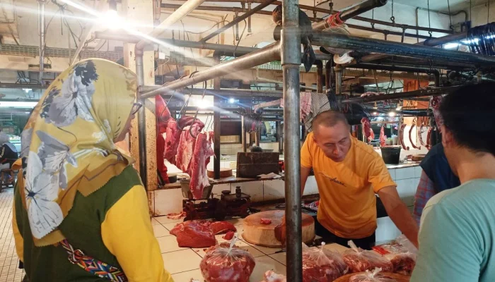 Daging Sapi: Antara Konflik di Lapangan dan Keseruan di Restoran