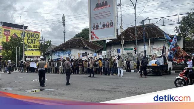 Demo Mahasiswa dan Respons Pemerintah: Antara Tuntutan dan Janji