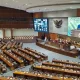 Dewan Perwakilan Rakyat Republik Indonesia: Proses Naturalisasi dan Penerimaan Mahasiswa Baru