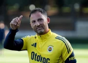 Domenico Tedesco dan Kisah Suksesnya di Fenerbahçe