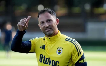 Domenico Tedesco dan Kisah Suksesnya di Fenerbahçe