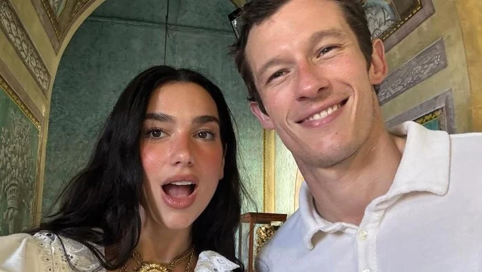 Dua Lipa dan Callum Turner: Kisah Cinta yang Terjalin dari Buku