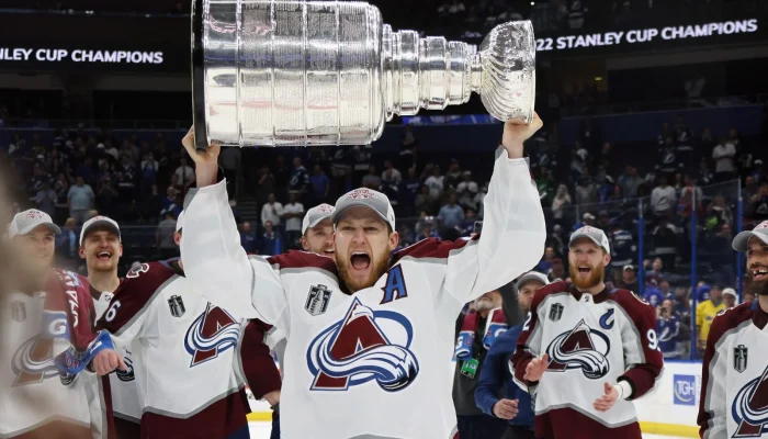 Dunia Hiburan dan Olahraga: Dari Aksi Daredevil hingga Pertandingan Stanley Cup