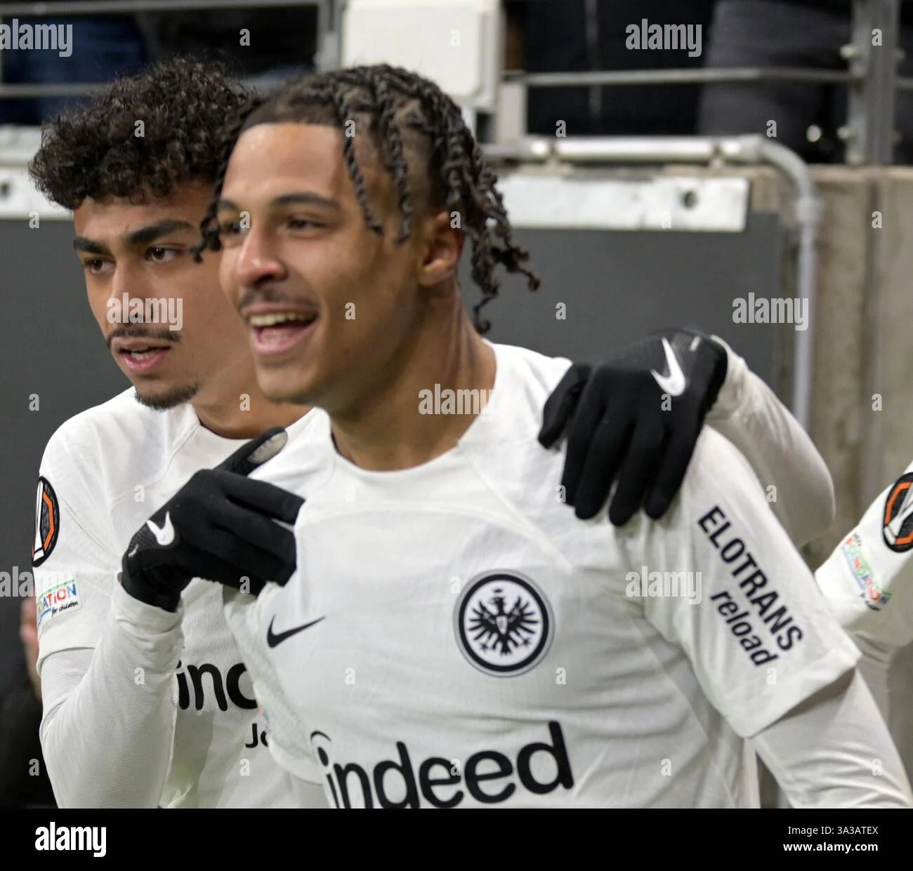 Eintracht Frankfurt Diburu Klub Besar Eropa, Nathaniel Brown dan Jean-Matteo Bahoya Jadi Incaran