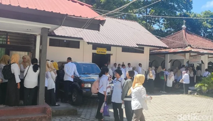 Gaji dan Pengangguran: Antrean Panjang dan Upaya Pemerintah