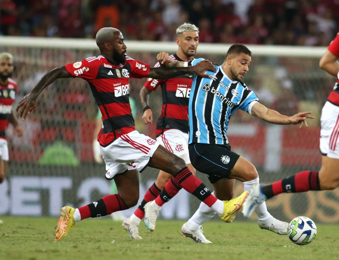 Grêmio vs Flamengo: Persaingan Sengit di Dunia Sepak Bola Brasil