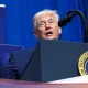 Harga Minyak Dunia Turun Setelah Trump Batal Serang Iran