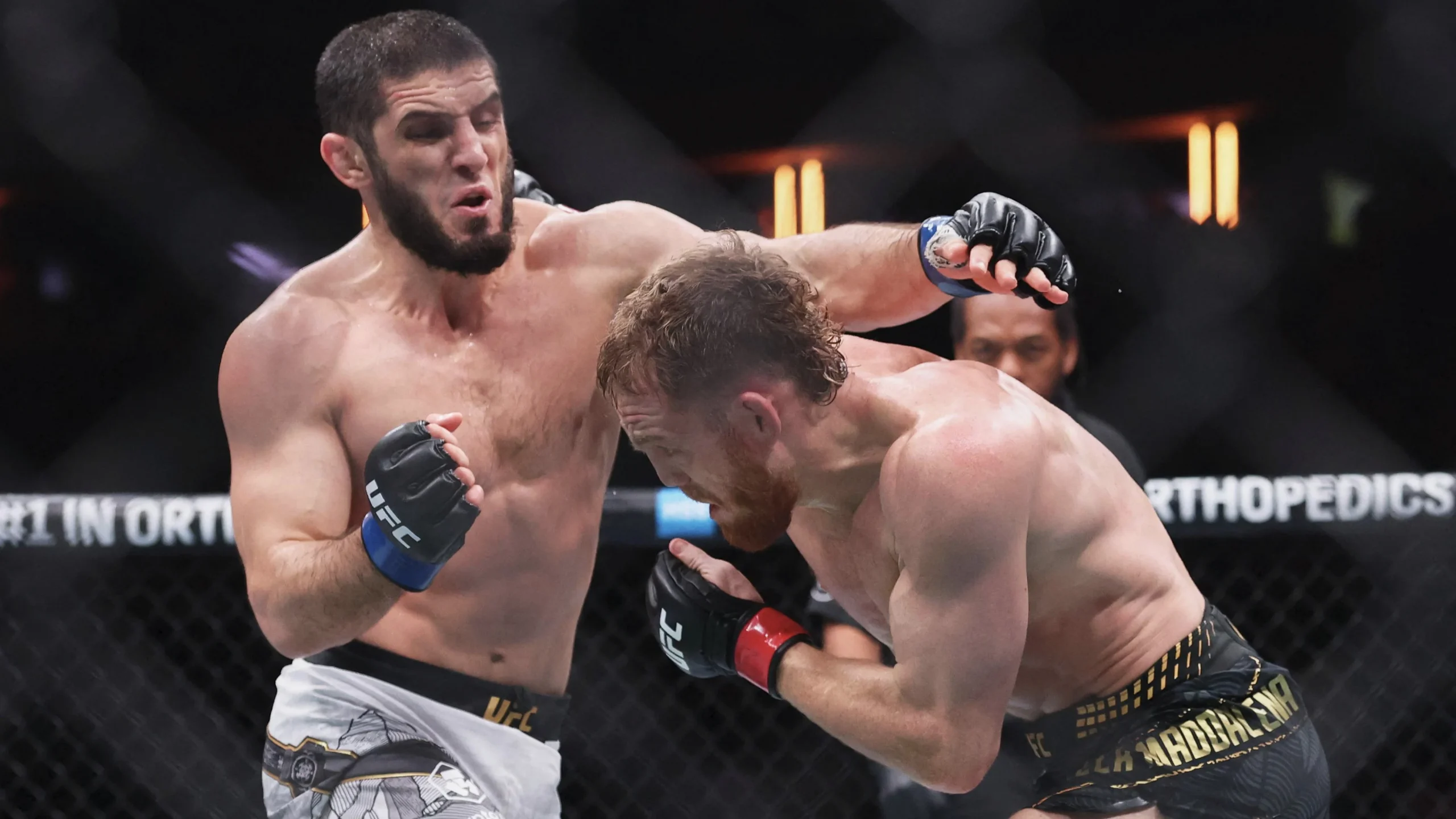 Islam Makhachev Siap Menantang Petarung Baru di UFC