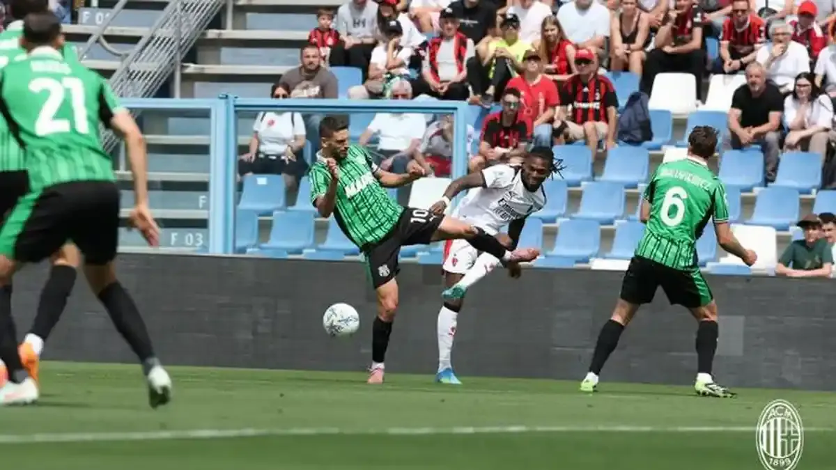 Jay Idzes Cedera, Kemenangan Sassuolo atas AC Milan Bikin Zona UCL Memanas